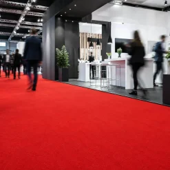 Kunstrasen Rasenteppich für Balkon Terrasse Meterware Rot